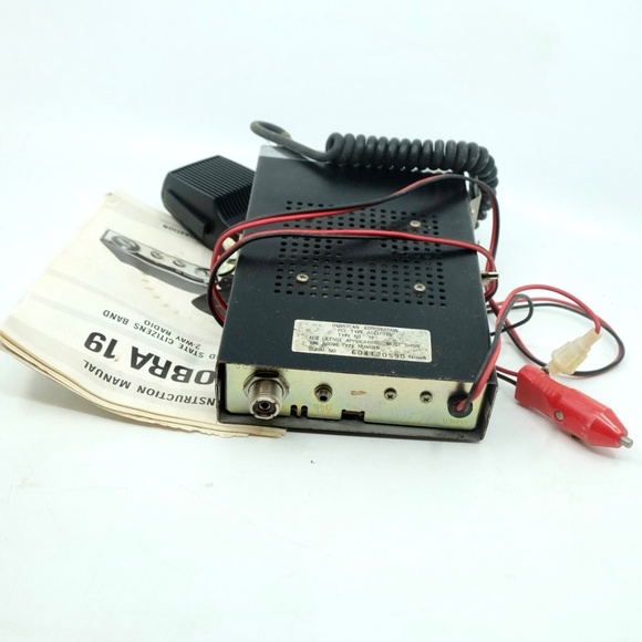 VTG~Cobra 19-23 Channel CB Radio W Manual Mount Microphone & Antenna- Not Tested - Picture 2 of 8